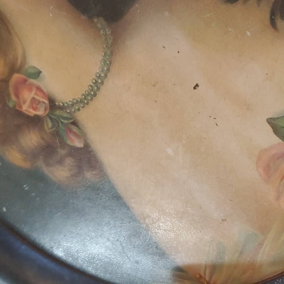 Nice Victorian heavy tray may be reproduction from 50s or 60s?? Not sure of age - Picture 15 of 17